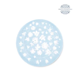 aria ;ight blue charger plate in white table setting